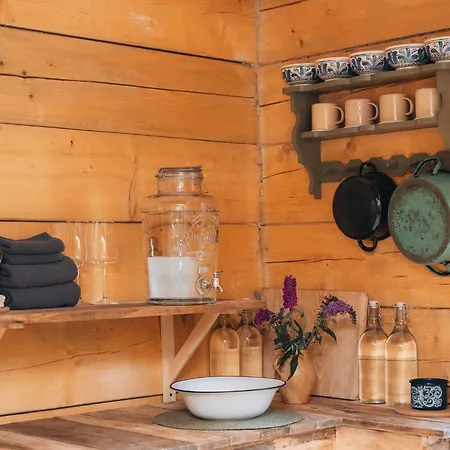 Glamping Olivia V Lese